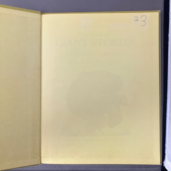The Book Of Giant Stories by David L. Harrison. Hardcover, 1972. Weekly Reader - Picture 4 of 4